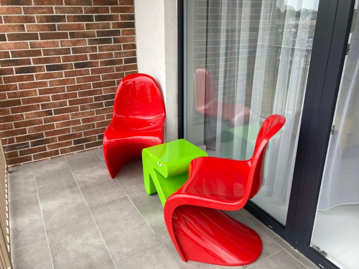 Apartamentul Max, Practic Si Confortabil Nagyvárad Kültér fotó
